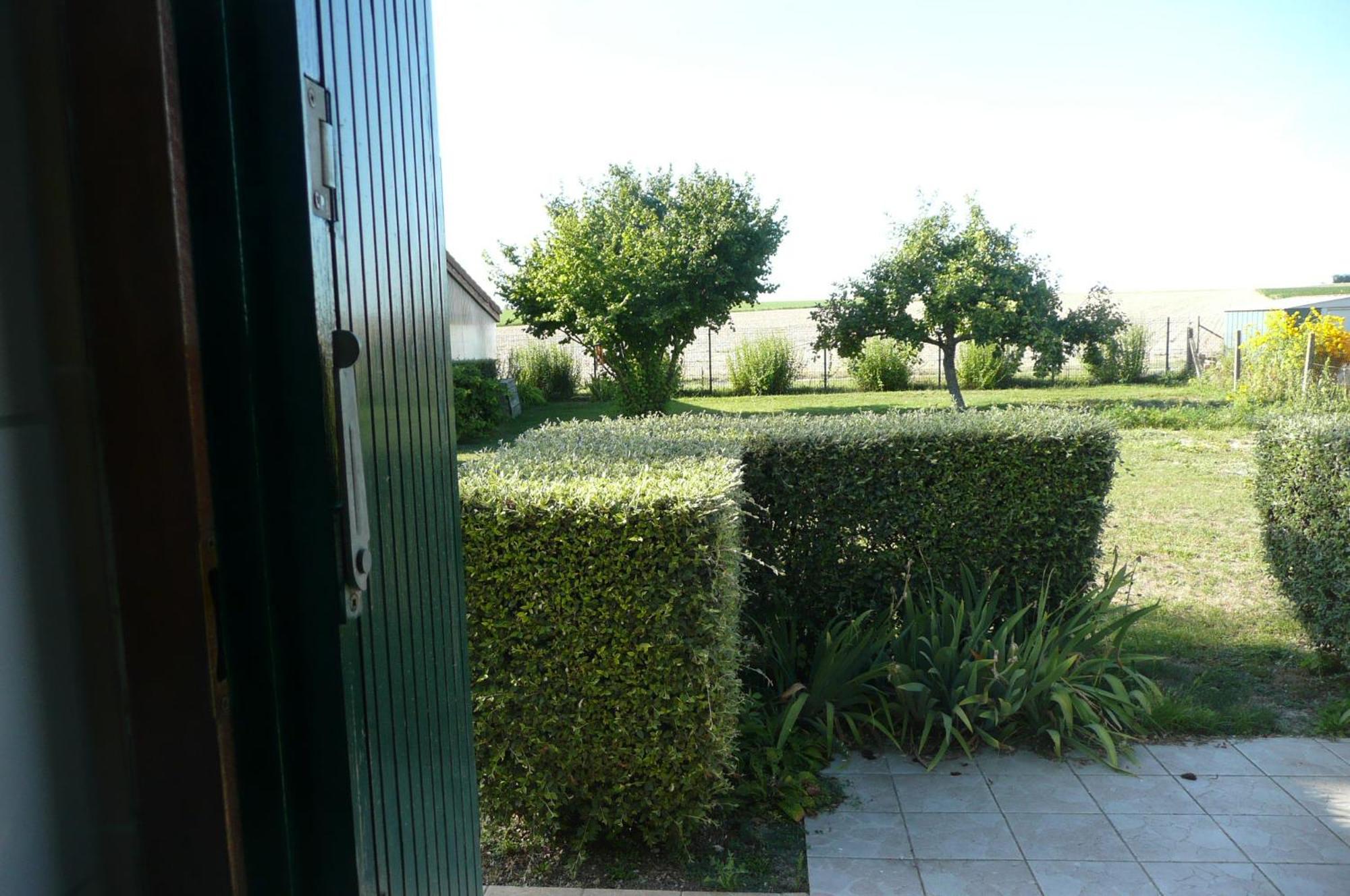 Vila L'Haubette Courtisols Exteriér fotografie